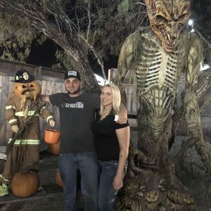 Meet your Posher, Ray-chill